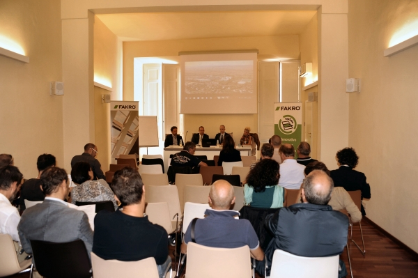 FAKRO introduce in Italia i corsi di formazione superiore per tecnici selezionati
