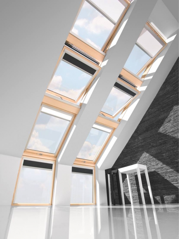 Nuove finestre da tetto FAKRO Z-Wave: il massimo comfort, anche in mansarda.
