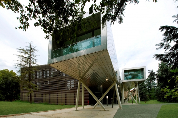 Campus Universitario Forlì: un'architettura permeabile per nuove relazioni urbane